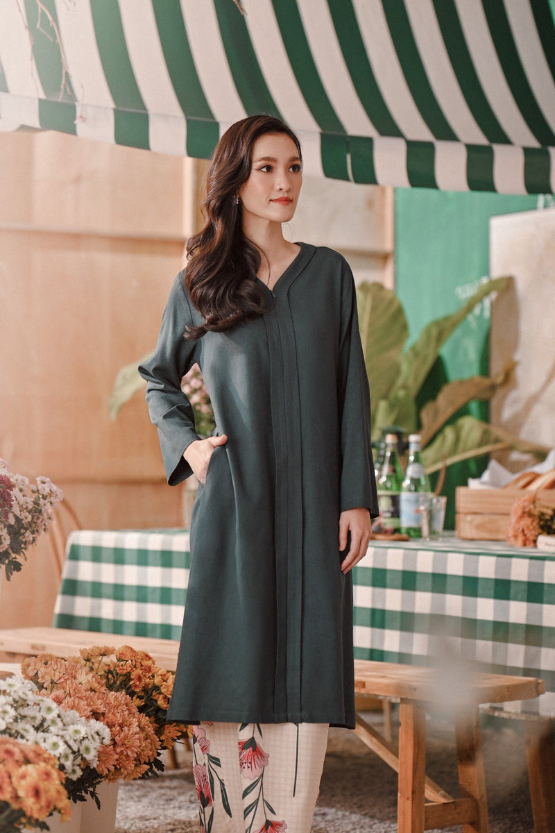 The Embun Women Nona Kebaya - Emerald Green