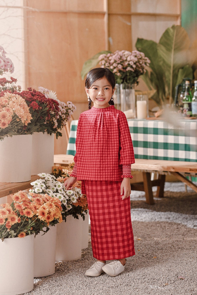 The Embun Back Pleated Skirt - Red Checked