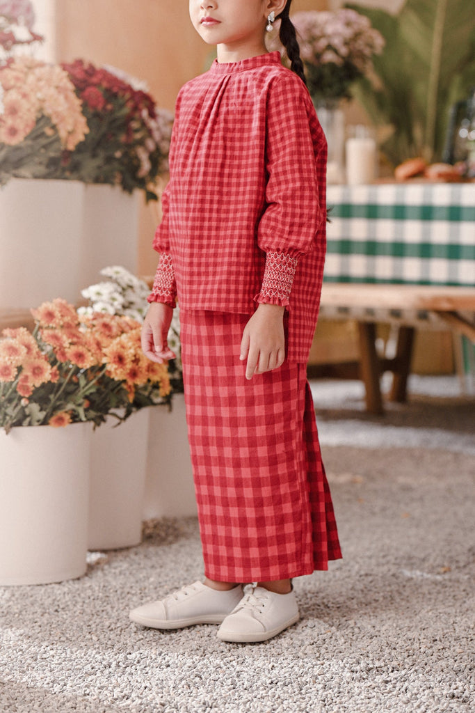 The Embun Back Pleated Skirt - Red Checked