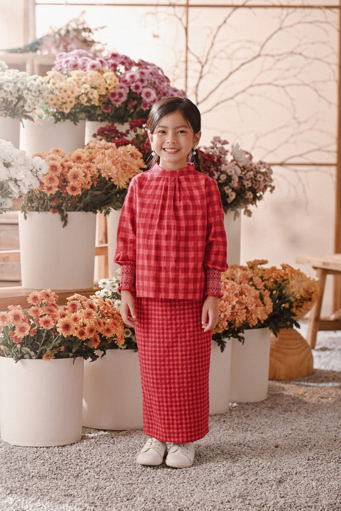 The Embun Back Pleated Skirt - Red Mini Checked