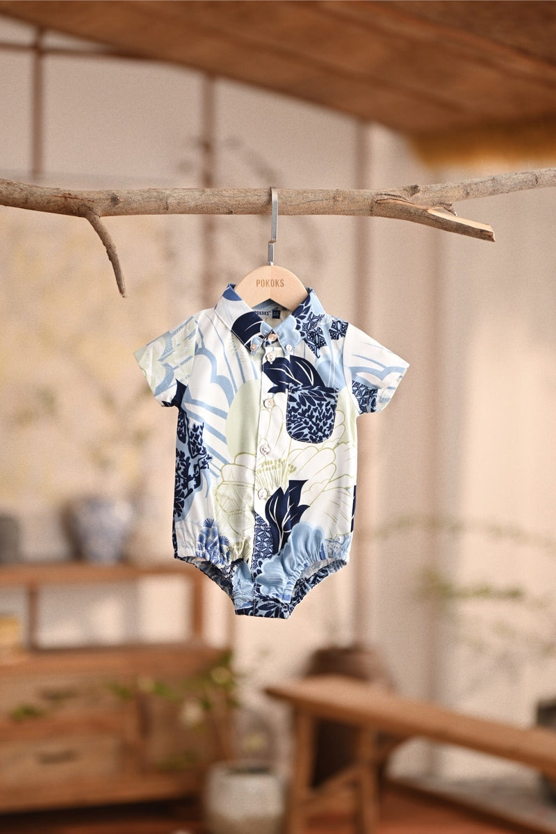 The Heiwa Babies Batik Romper - Seiten