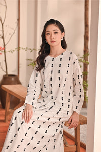 The Heiwa Women Selesa Blouse - Sora