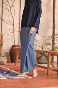 The Heiwa Women Folded Skirt - Blue West