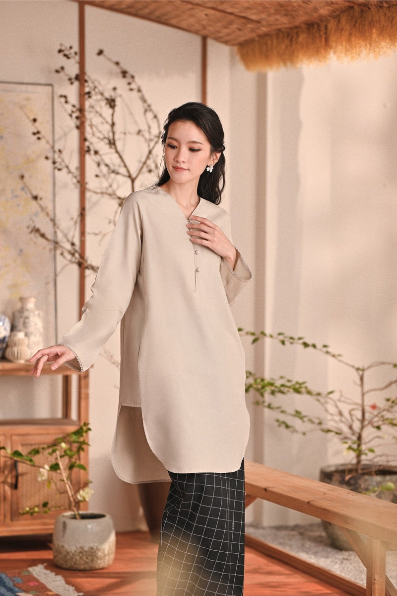 The Heiwa Women Bright Kurung Top - Champagne