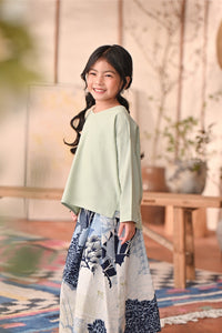 The Heiwa Selesa Blouse - Fog Green