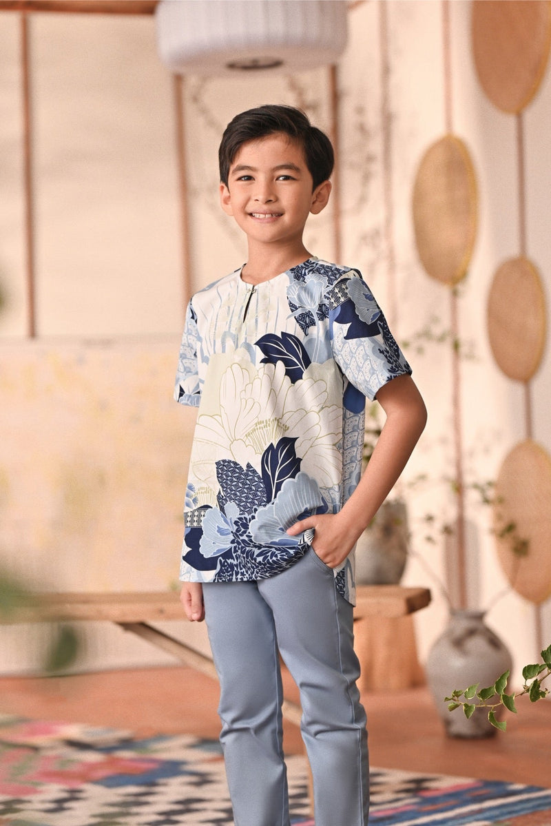 The Heiwa Short Sleeve Kurta - Seiten