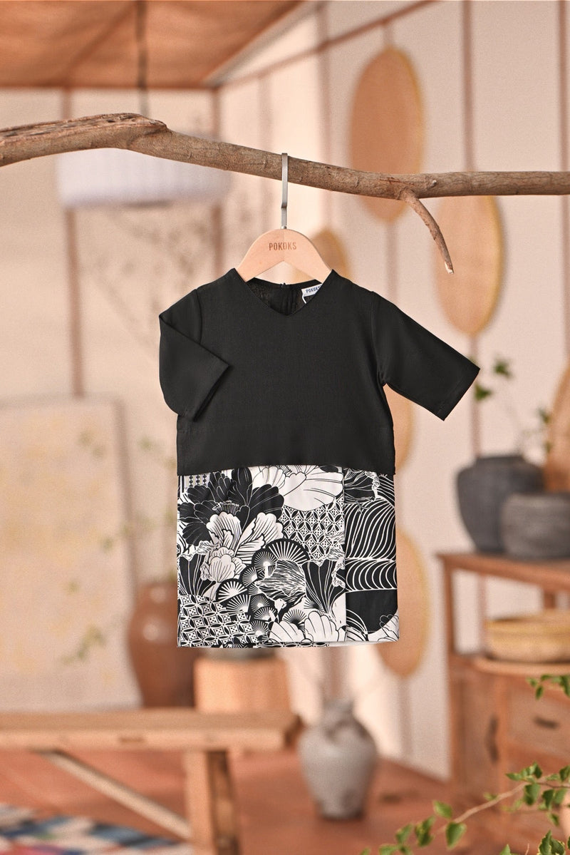 The Heiwa Babies Kurung - Black