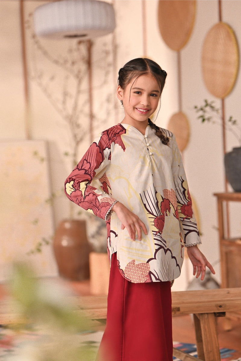 The Heiwa Bright Kurung Top - Renai