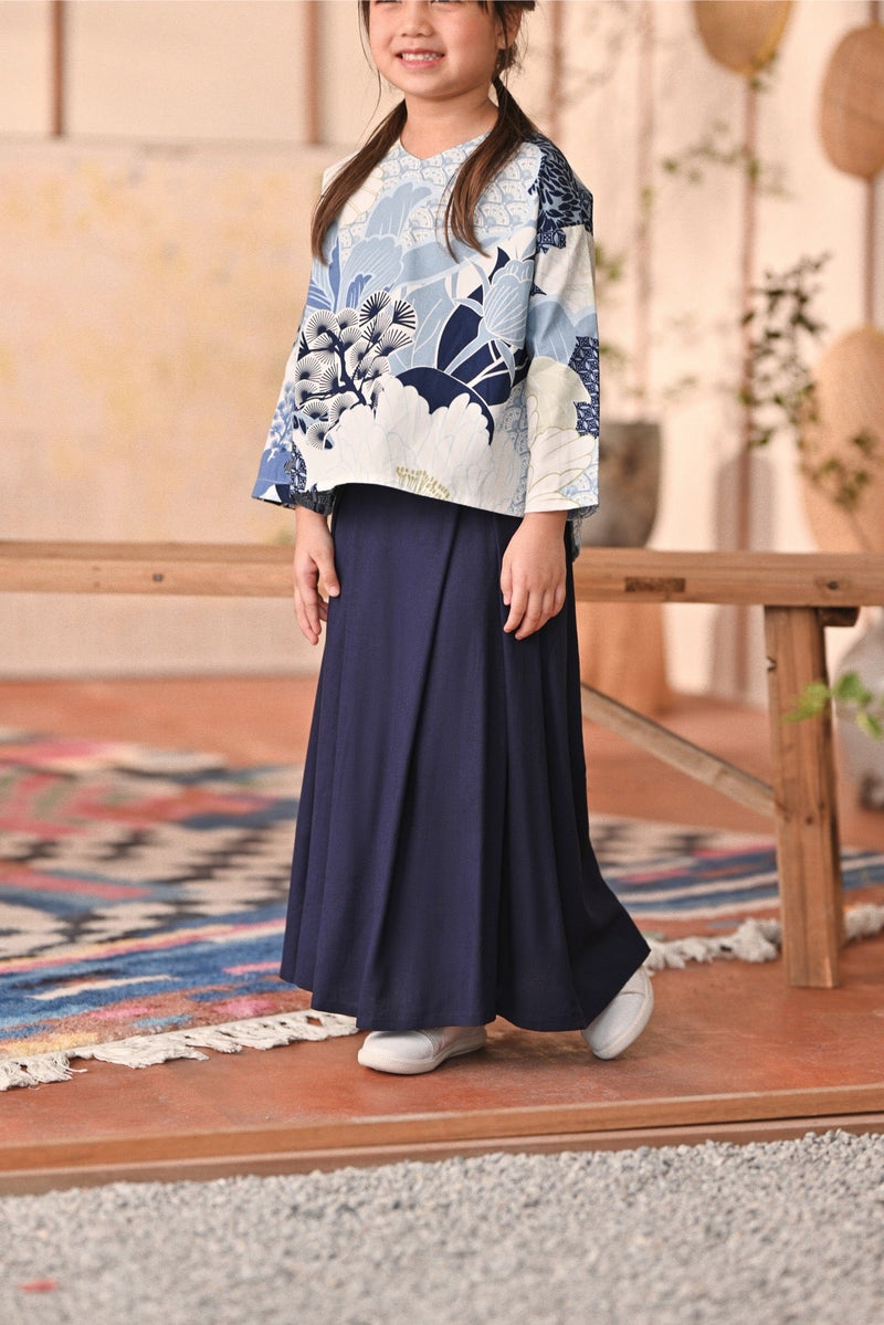 The Heiwa A-Line Skirt - Navy Blue