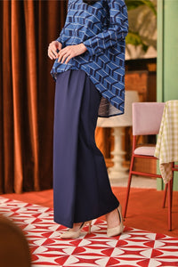 The Capai Women Folded Skirt - Navy Blue