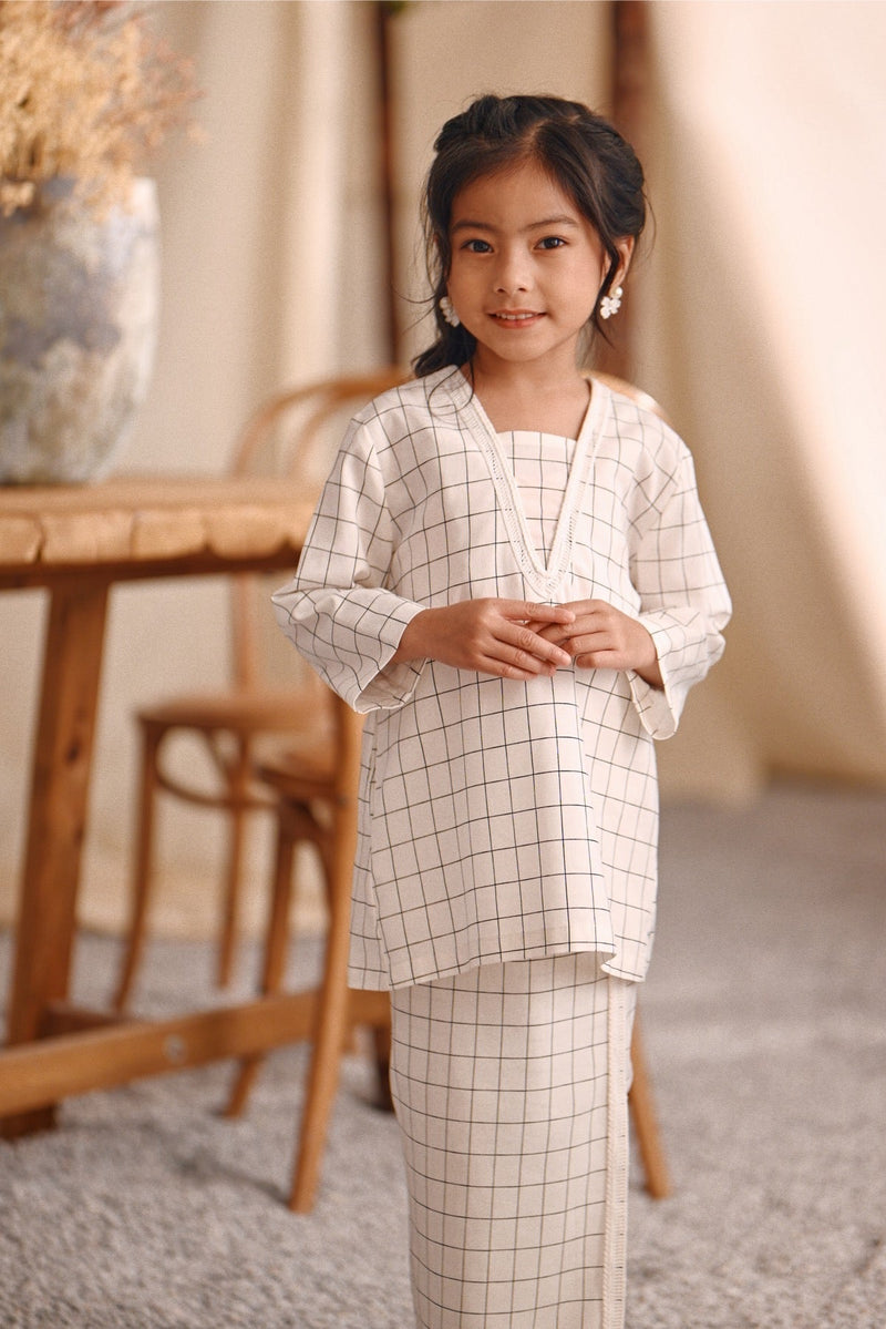 The Bayu Kurung Top - Window