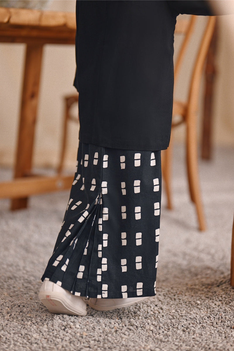 The Bayu Back Pleats Skirt - Dusk