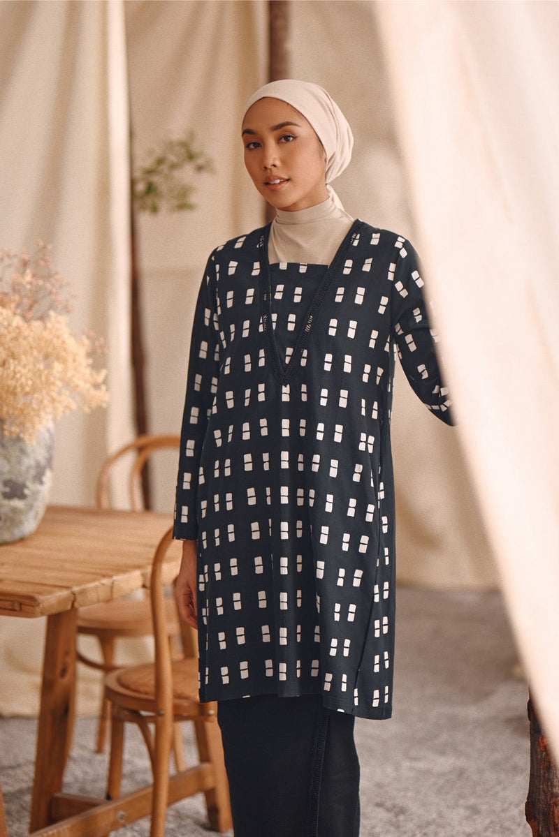 The Bayu Women Kurung Top - Dusk