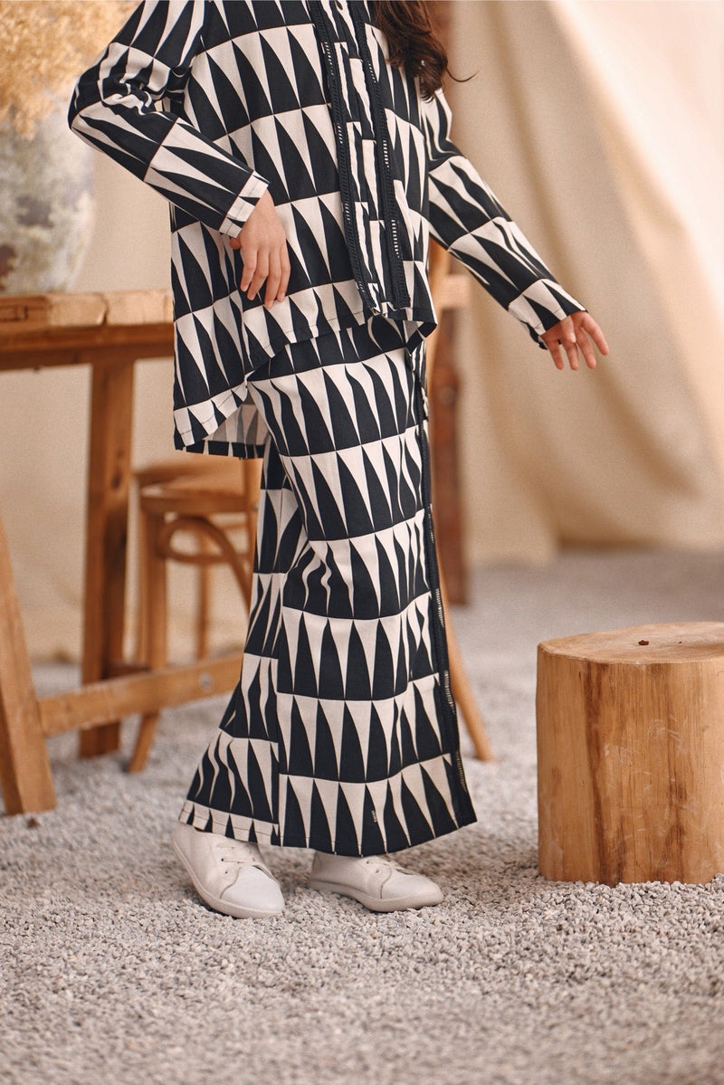 The Bayu Back Pleats Skirt - Sail