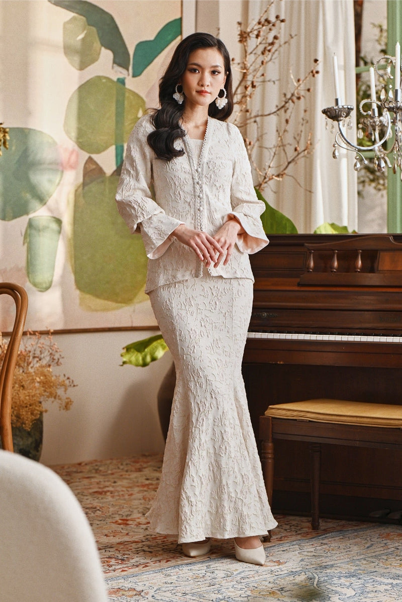 The Glow Women Lavish Kebaya Set - Whisper Pink Jacquard