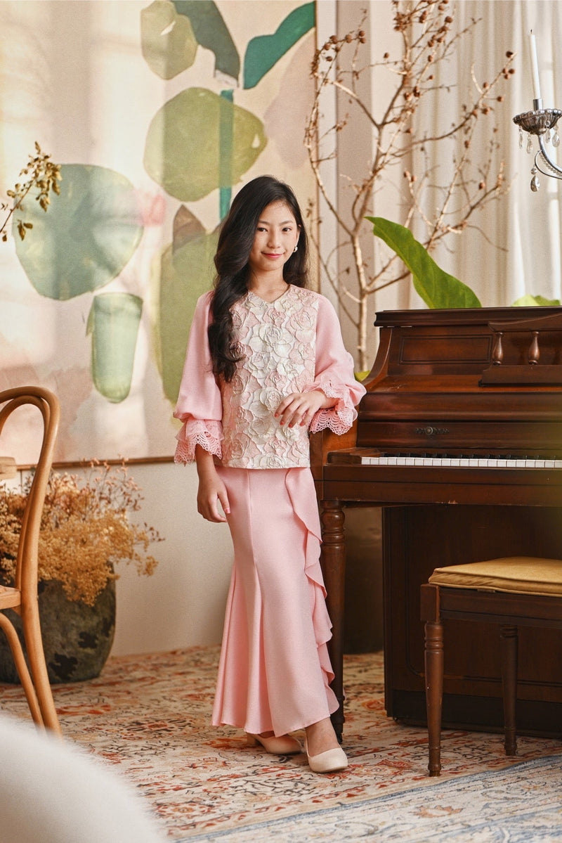The Glow Glossy Kurung Set - Pink Carnation
