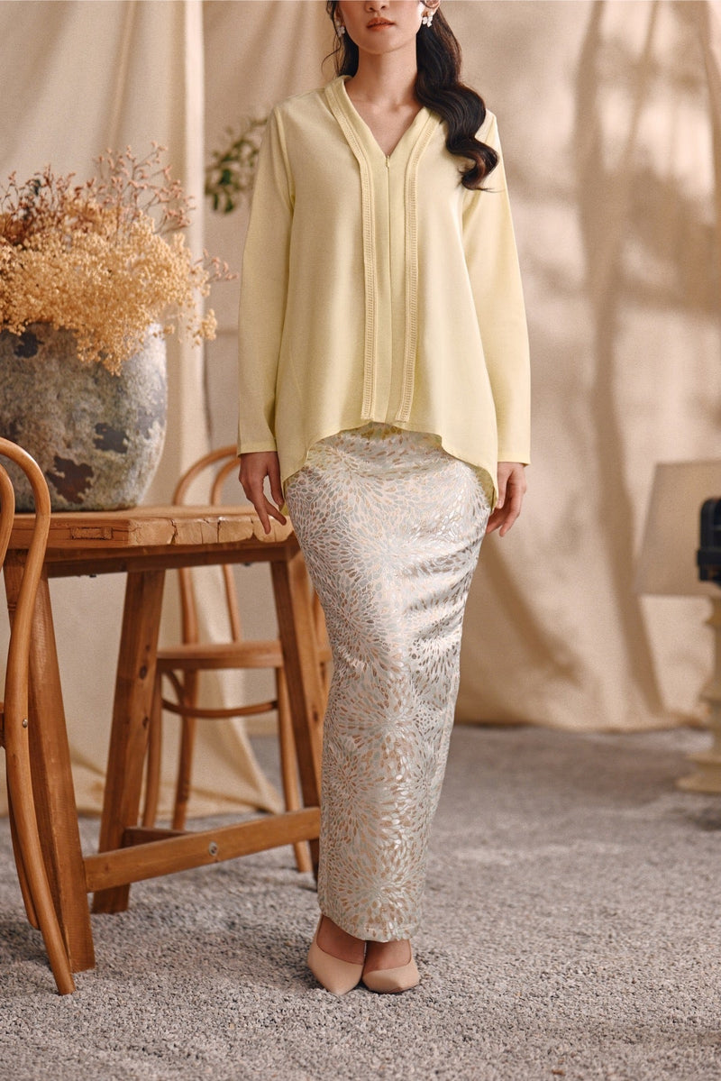 The Bayu Women Jacquard Skirt - Spring Sea