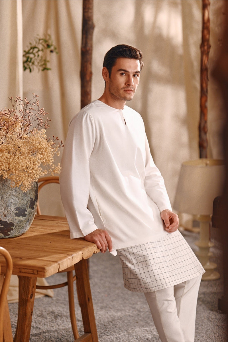 The Bayu Men Kurta - White