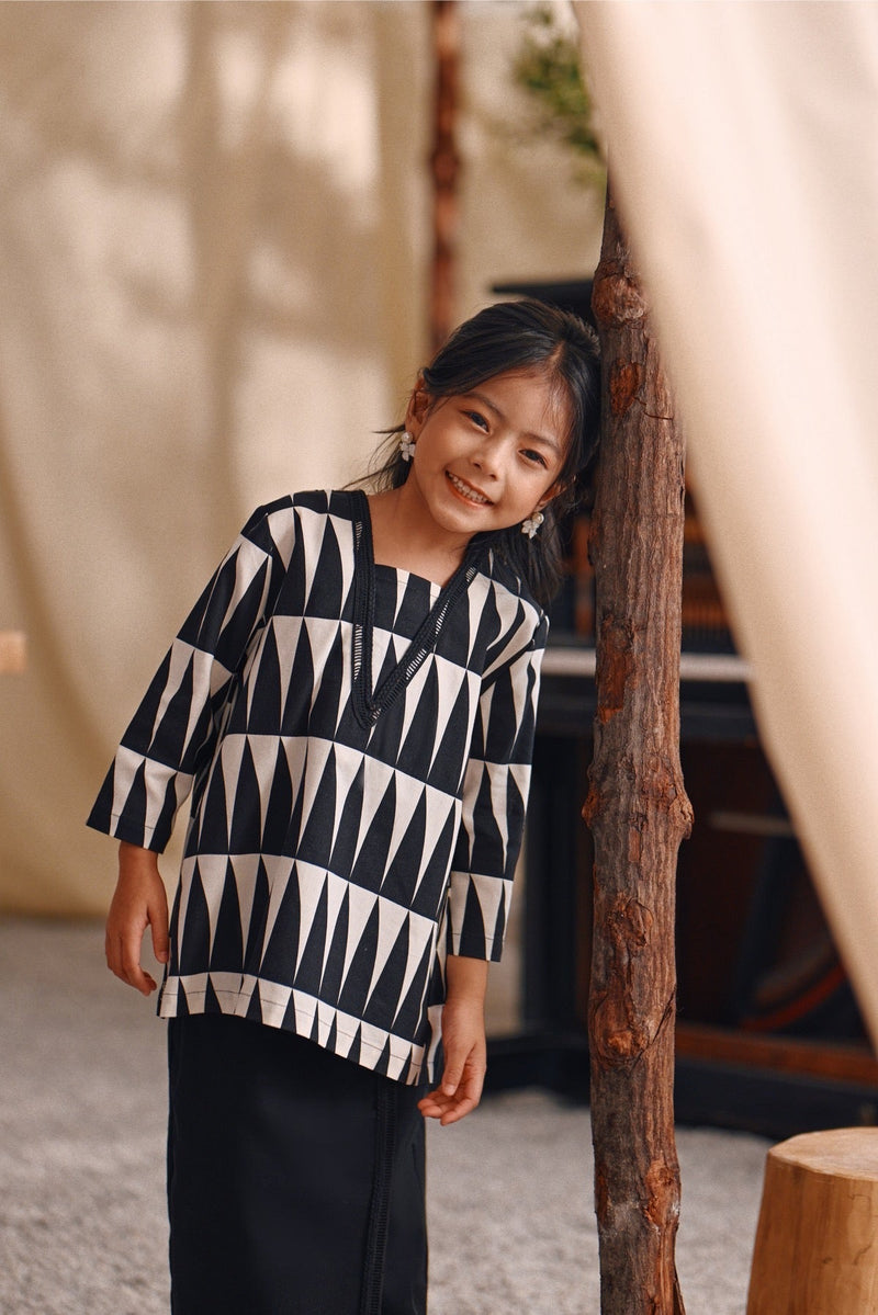 The Bayu Kurung Top - Sail