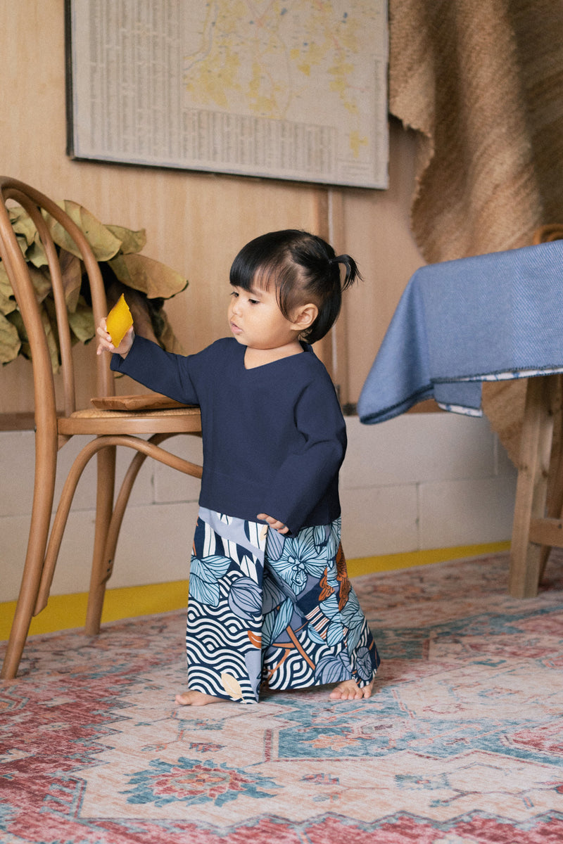 The Tanah Babies Kurung - Navy Blue