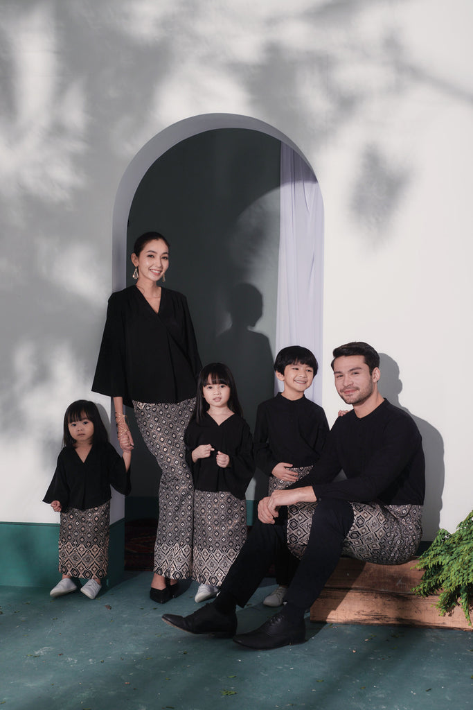 The Bayang Baju Melayu Top - Black