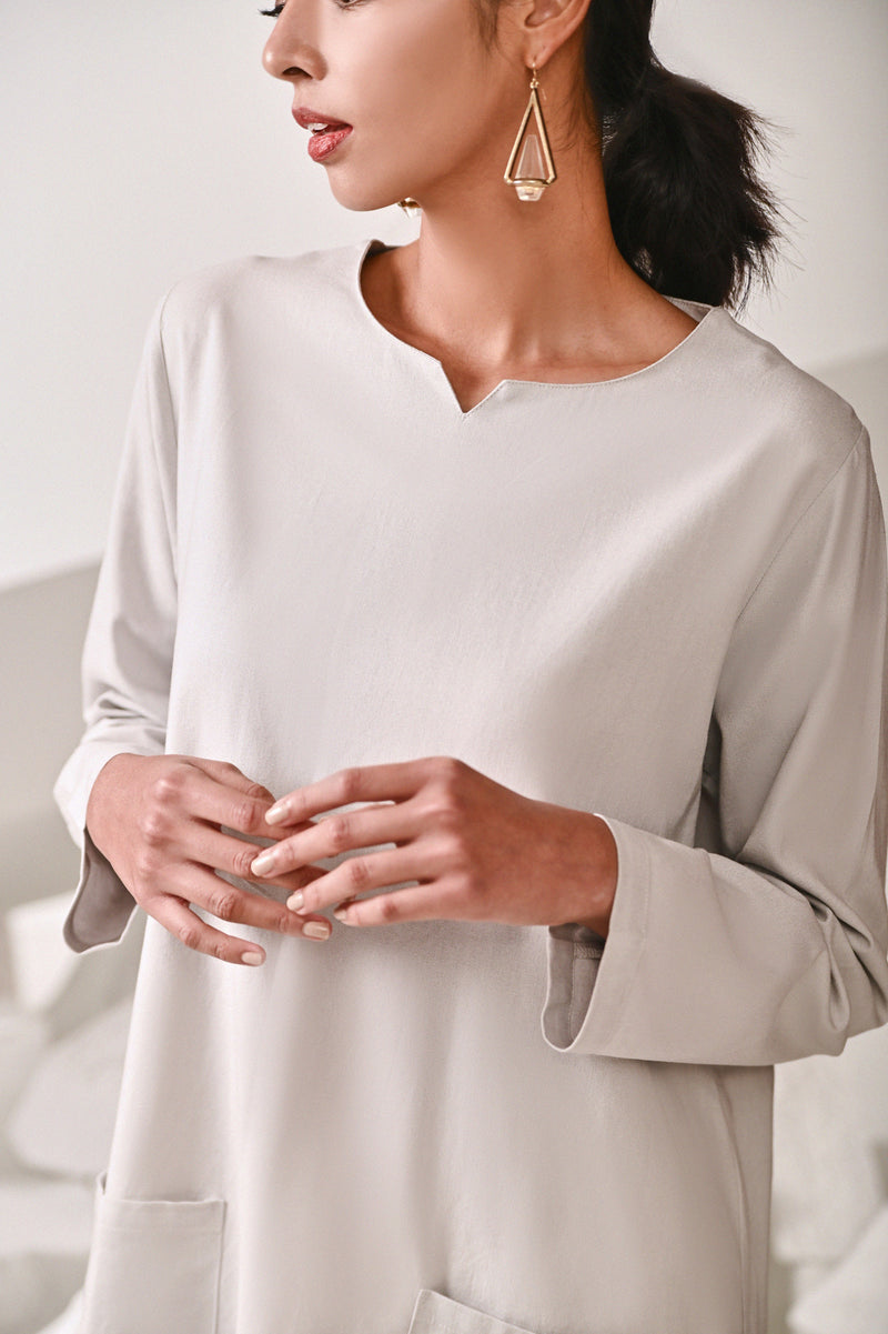 The Kita Menang Women Pesak Kurung Top - Light Grey