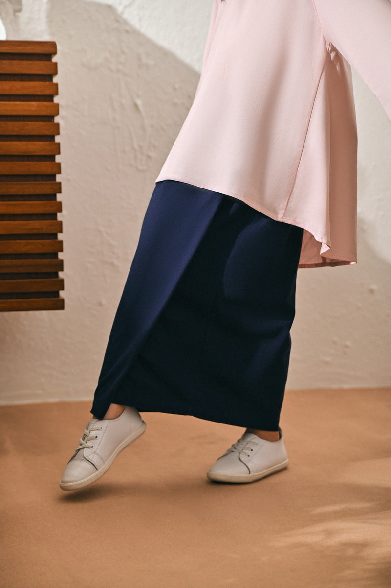 The Rasa Damai Folded Skirt - Navy Blue