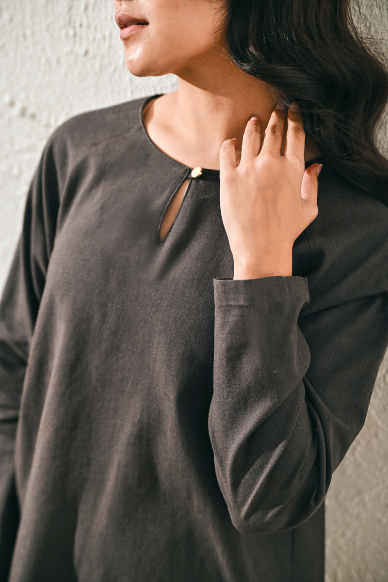 The Rasa Damai Women Indah Raglan Blouse - Steel Grey