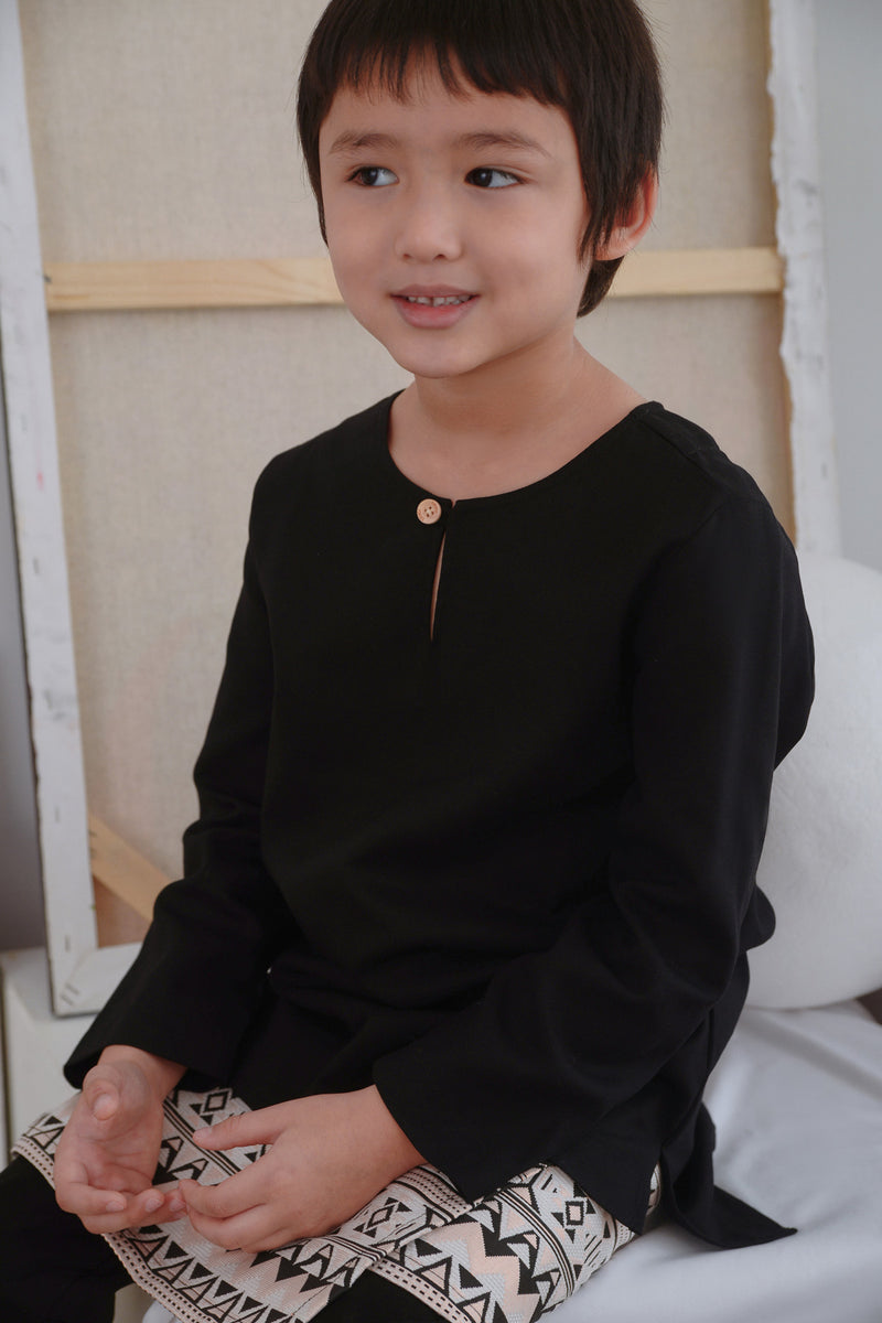 The Seniman Kurta - Black