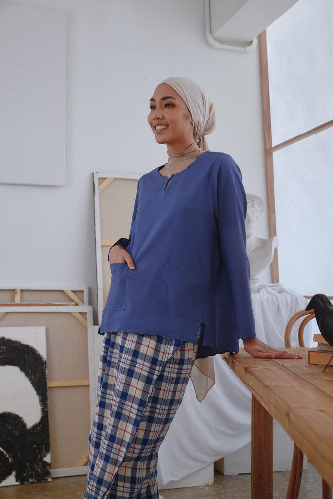 The Seniman Women Scallop Kurung Top - Steel Blue