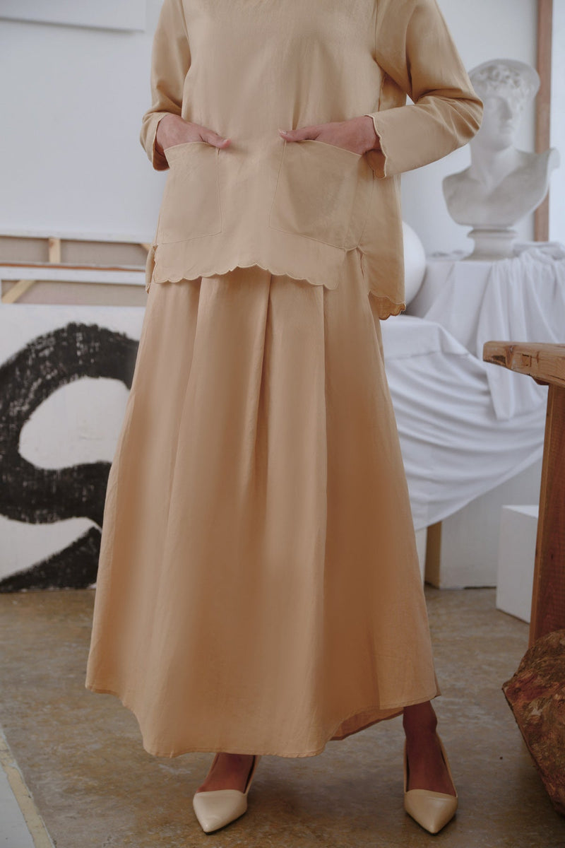 kain kembang cinderella khaki perempuan