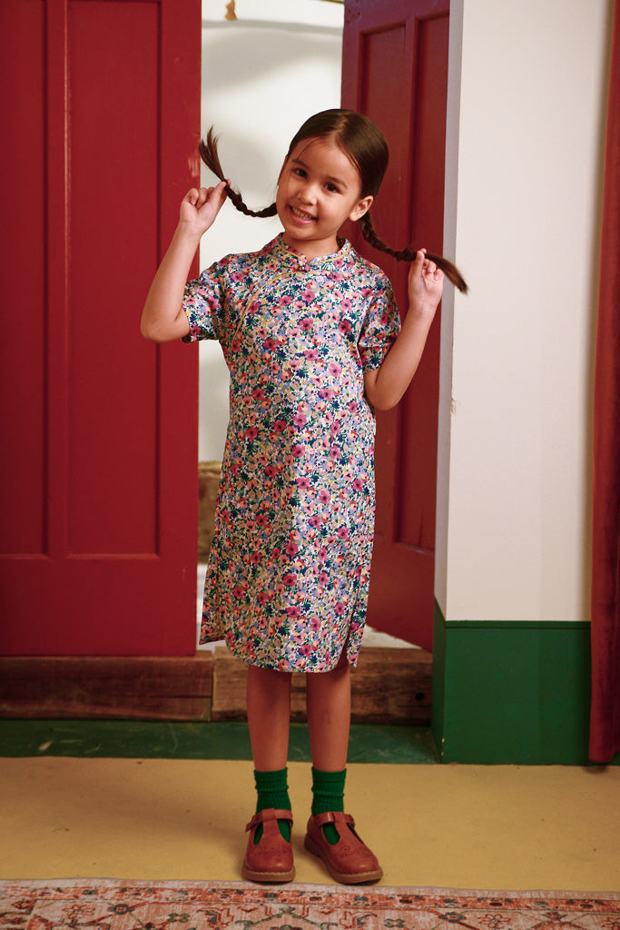 cheongsam dress bercorak bunga ungu 