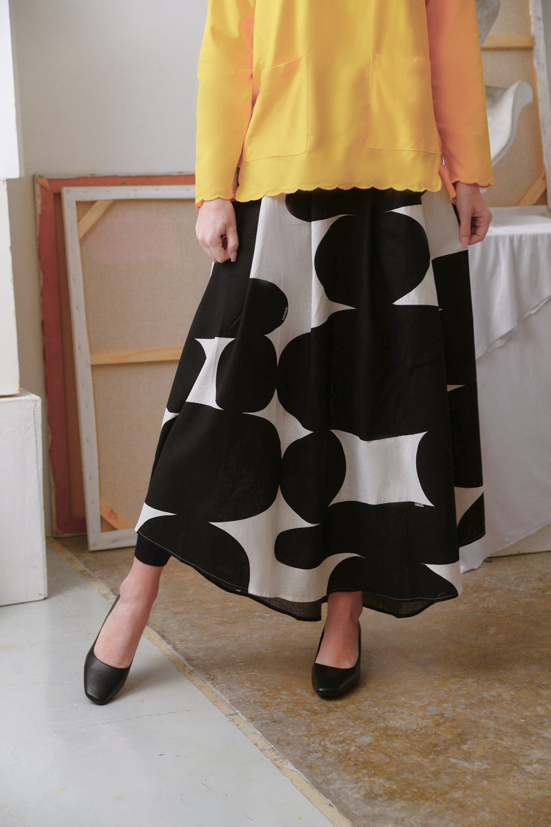 The Seniman Women Pleats Umbrella Skirt - Tenang