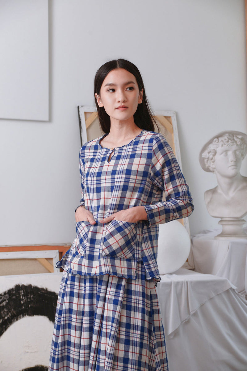 The Seniman Women Scallop Kurung Top - Fusion Checked
