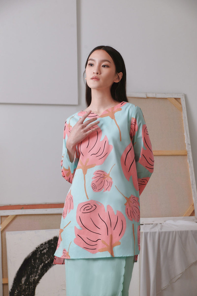 The Seniman Women Sulam Kurung Blouse - Girang