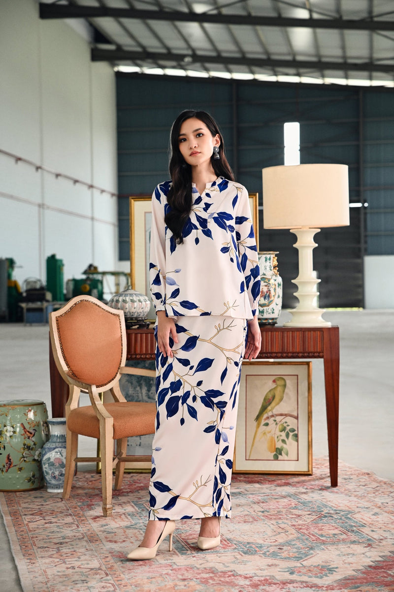 The Glow Women Yoke Kebaya Set - Breeze