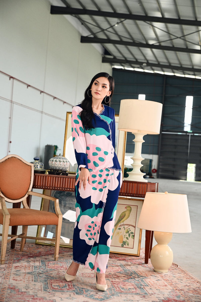 Baju Raya Perempuan in Premium Poly Spandex