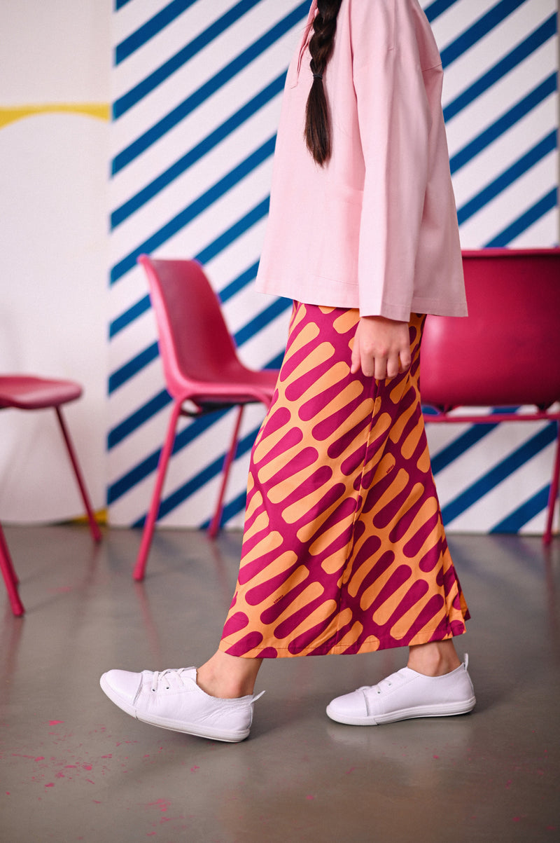 kain kipas bercorak oren pink budak 