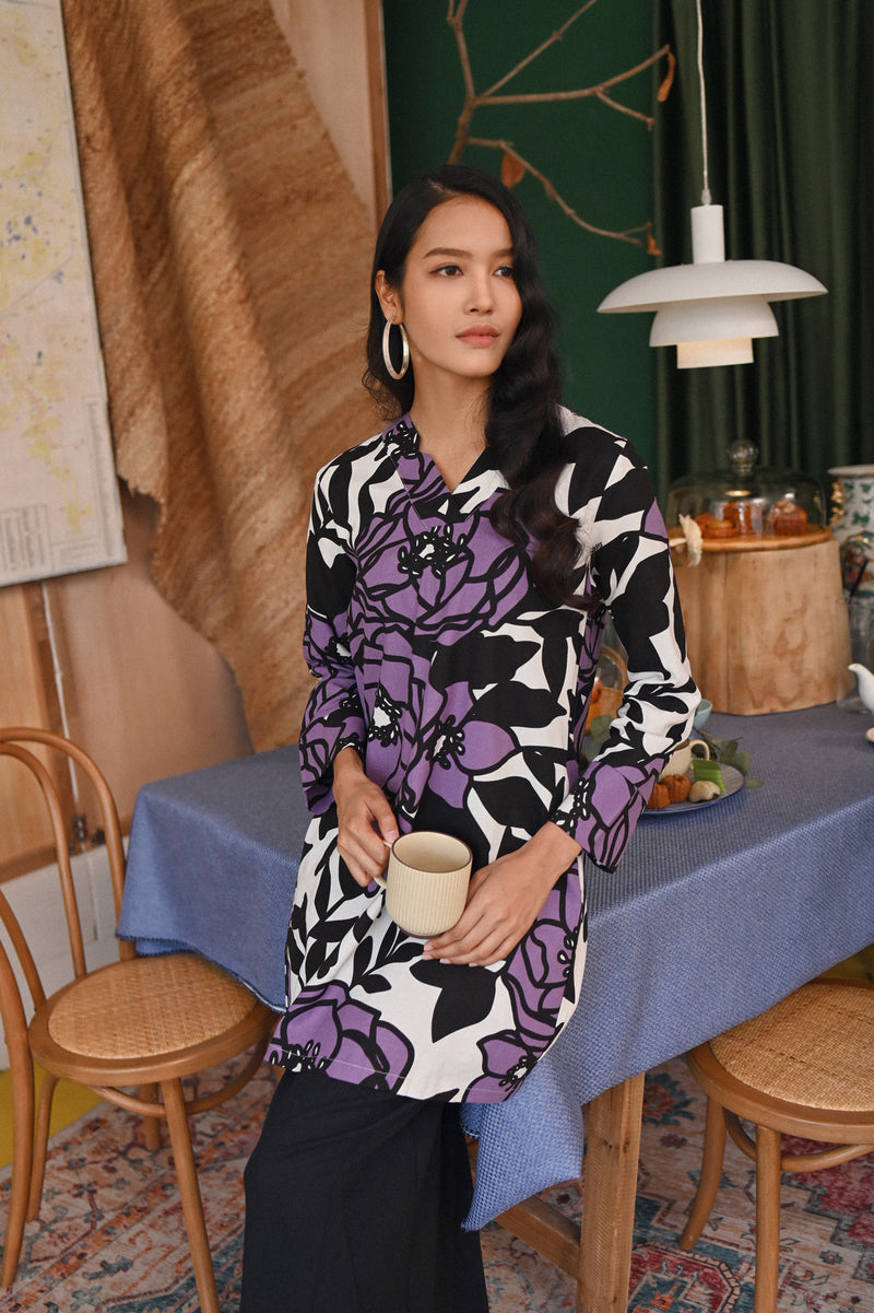 The Tanah Women Gaya Kurung Blouse - Cameron