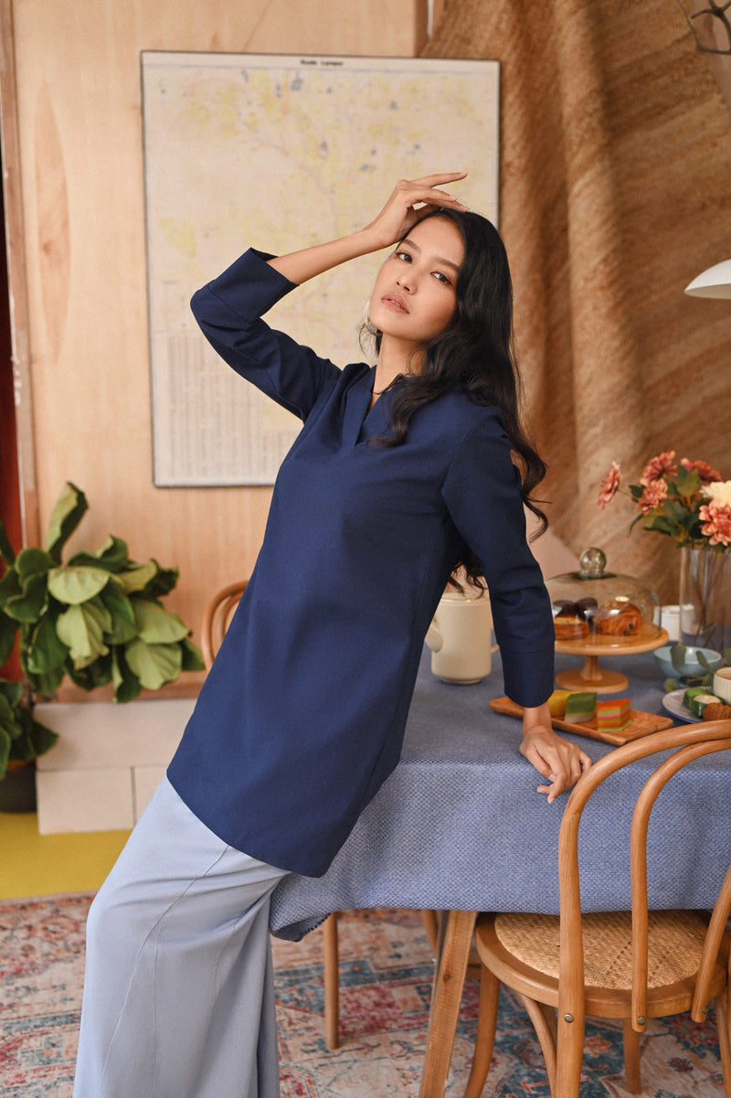 The Tanah Women Gaya Kurung Blouse - Navy Blue