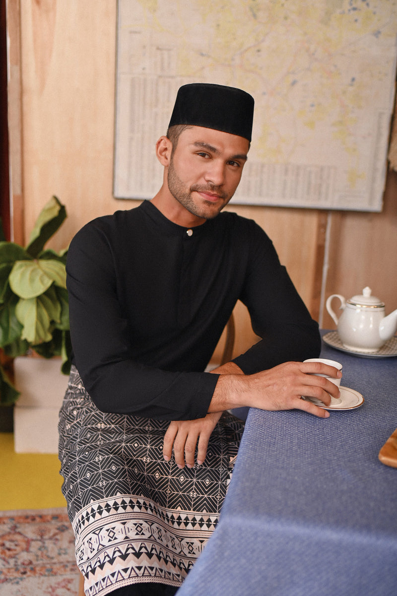 Pakaian Baju Mealyu