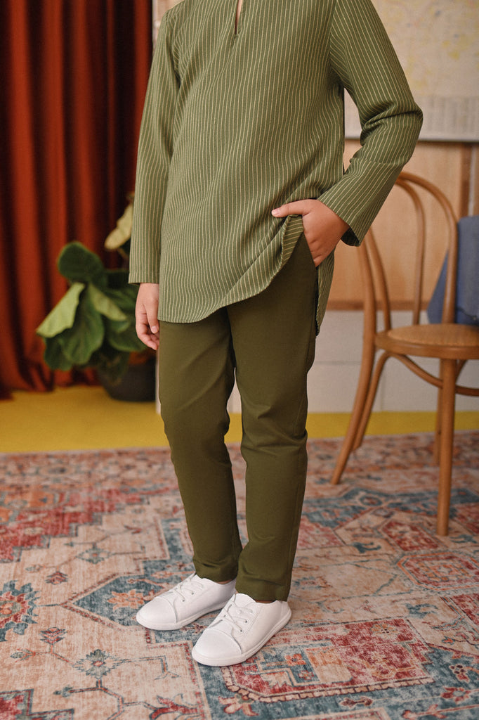 The Perfect Slim Fit Pants - Olive