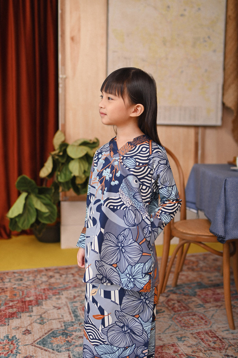 The Tanah Gaya Kurung Blouse - Kelabit