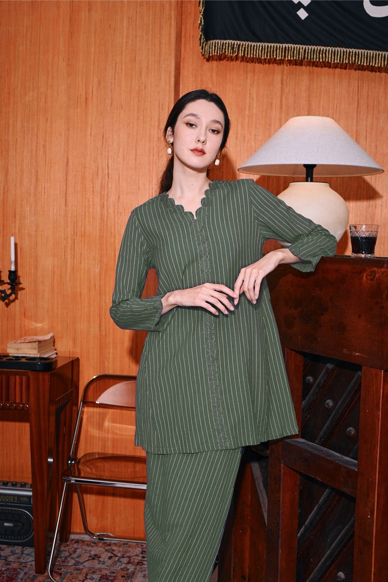The Congkak Women Scallop Kurung Top - Olive Stripe