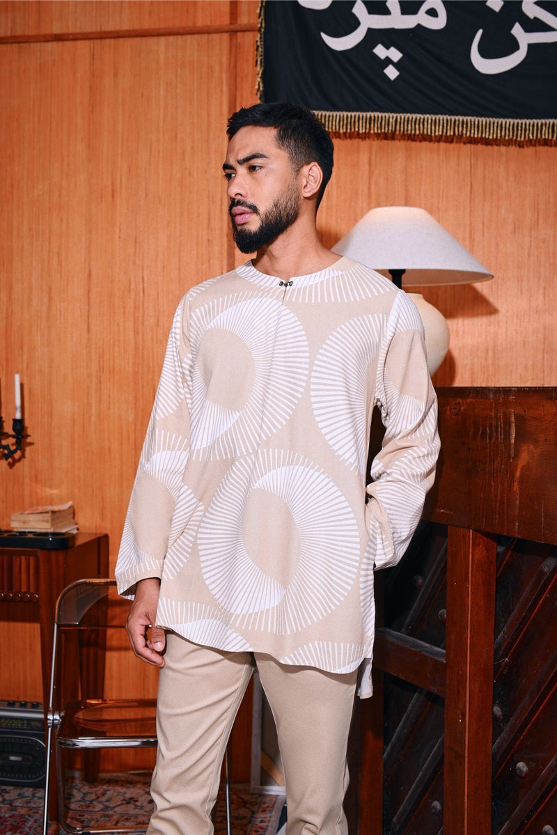 The Congkak Men Kurta - Carve