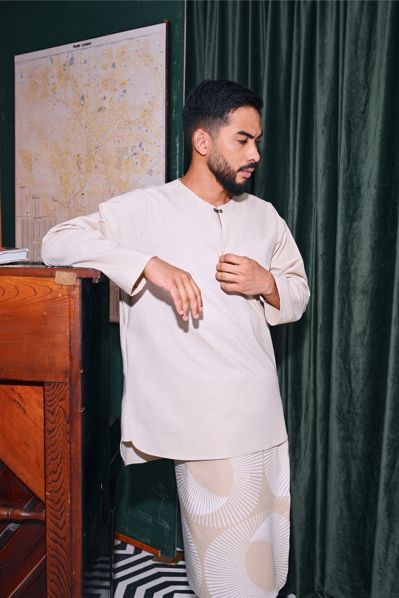 The Congkak Men Kurta - Khaki