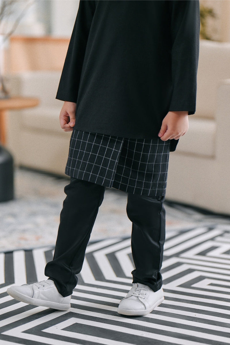 The ORI Instant Samping - Good Black Checked