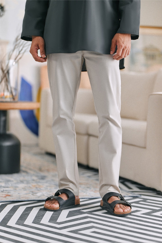 The Perfect Men Slim Fit Pants - Champagne