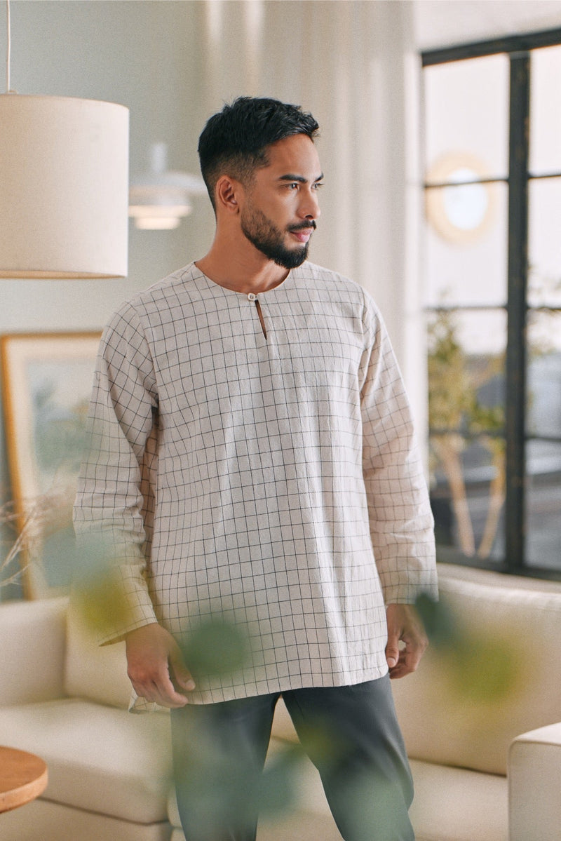 The Caya Men Kurta - Good Champagne Checked