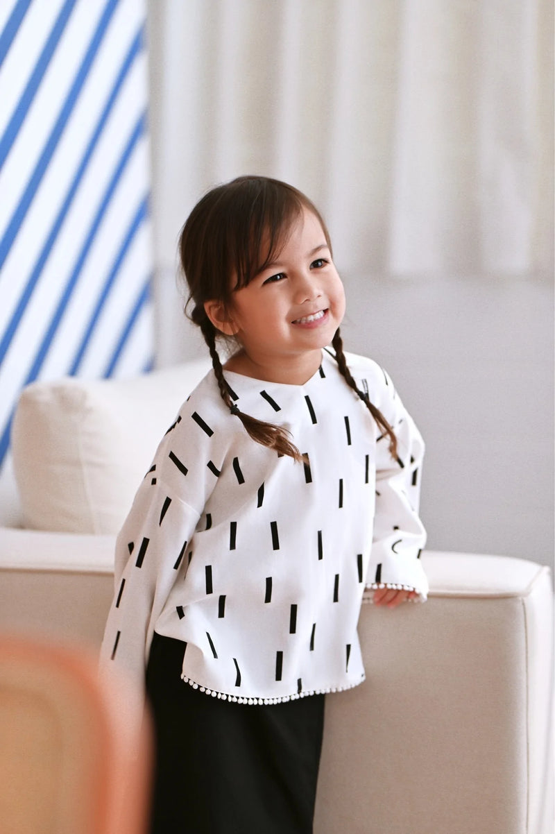 The Maraton Glow Blouse - Firm